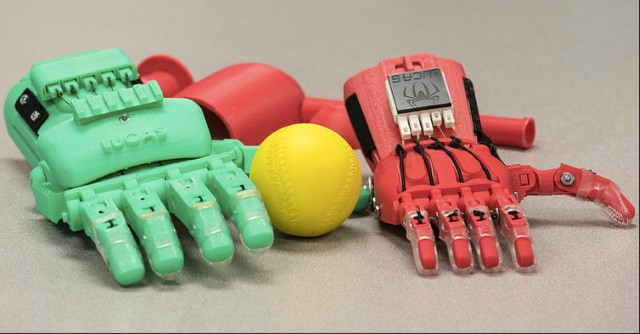 UofL students create bionic hand for 6-year-old