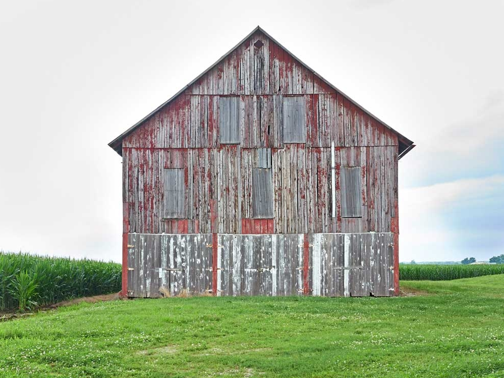 Photo of a barn by Ted Wathen.  