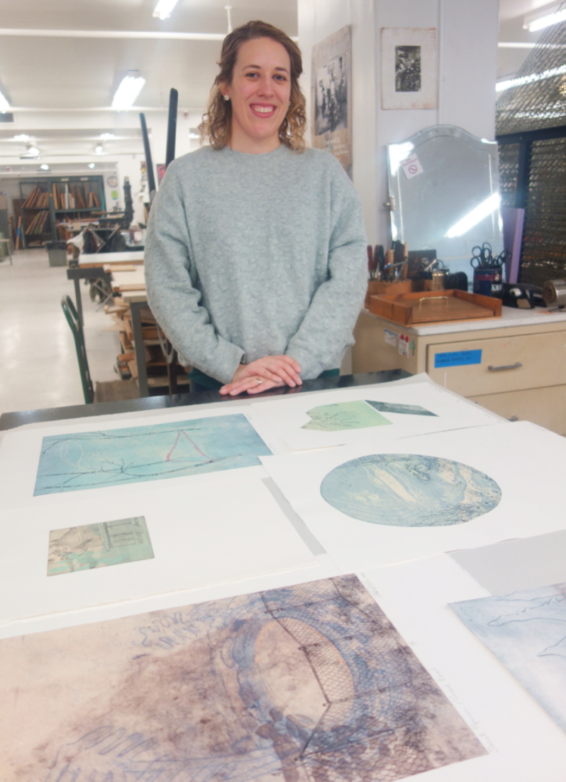 Adrienne Miller gives workshop to printmaking students. 
