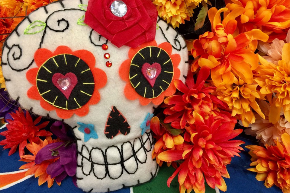 Students celebrate Day of the Dead downtown and on campus
