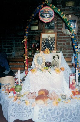 Altar 2002 Pic 1