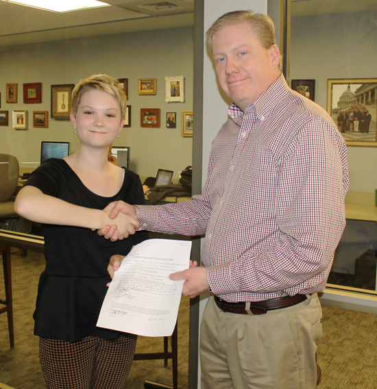 Waters ('14) successfully defends honors thesis