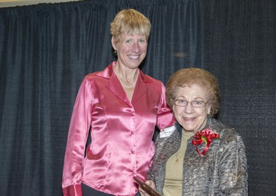 2014 Optimal Aging Award Winner, Helen Berry with Dr. Diane Harper, Chair of UofL School of Medicine, Department of Family & Geriatric Medicine