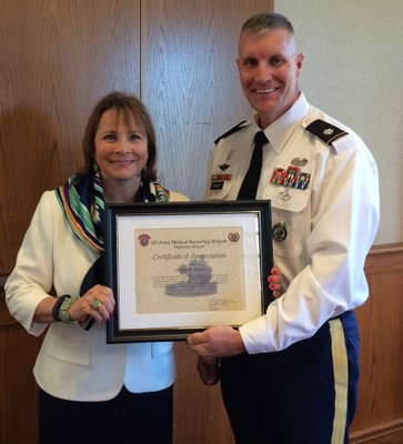 Ganzel receives recognition from Army Medical Brigade