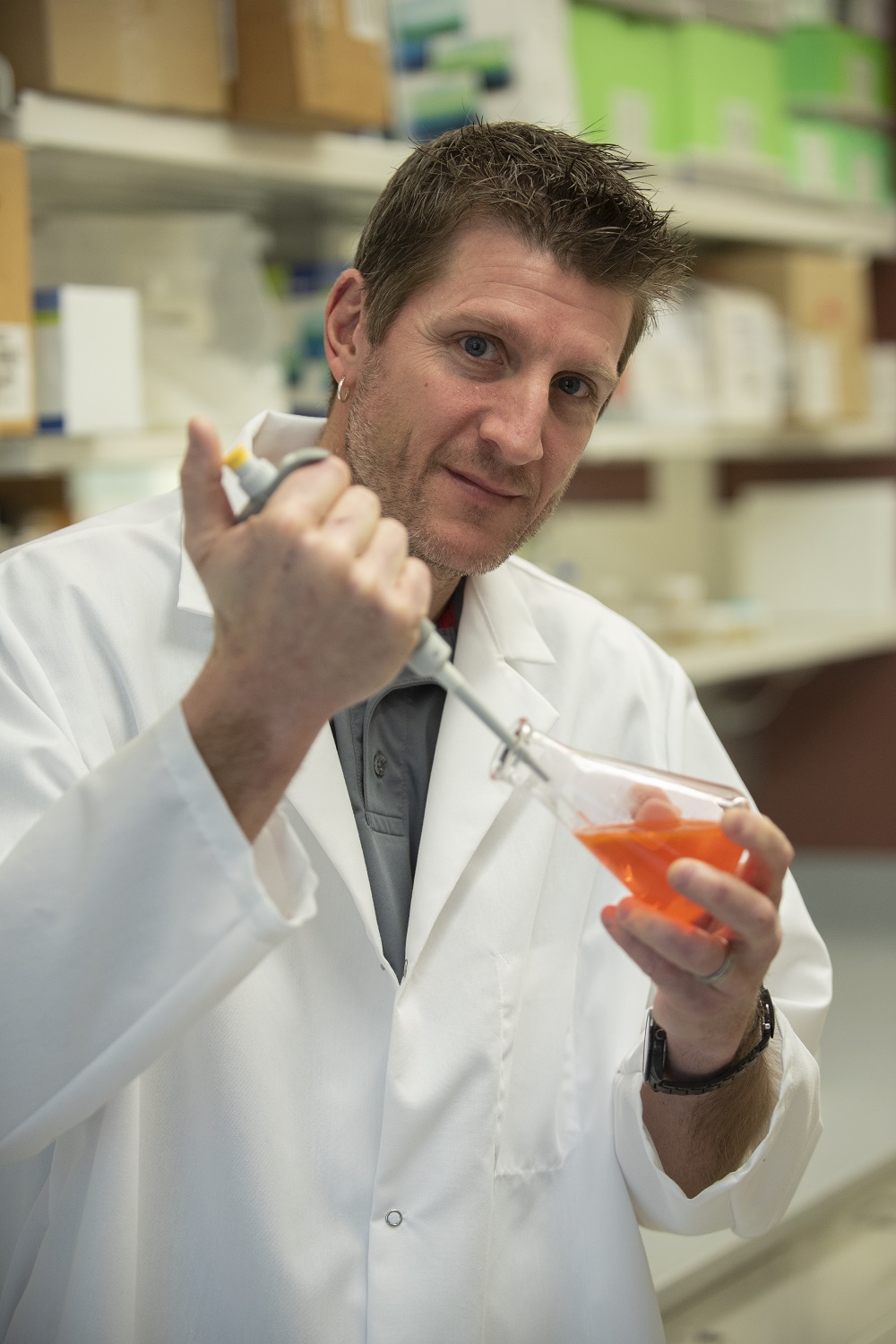 UofL cancer researcher gains NIH funding to study Alzheimer’s disease