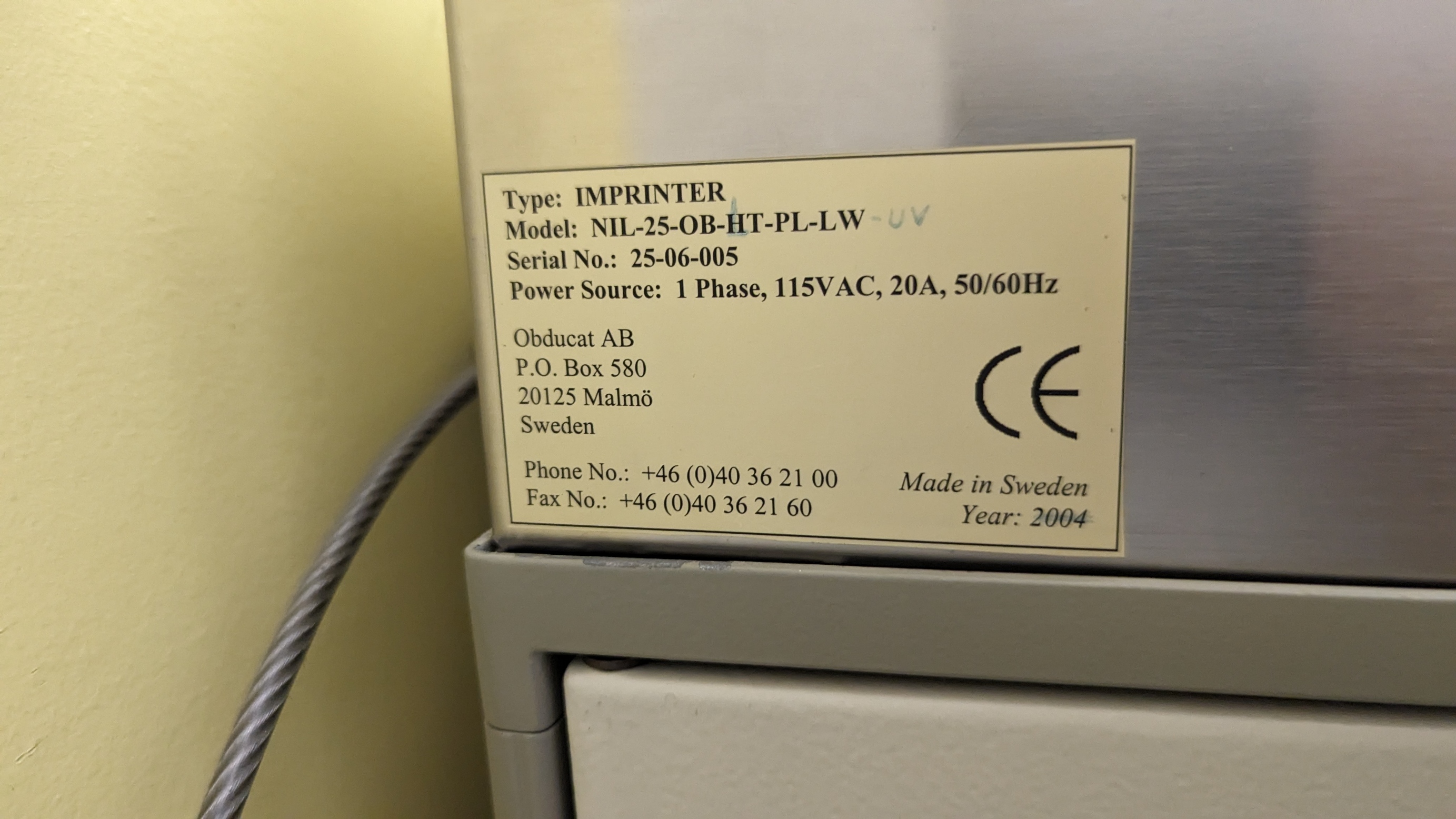 Nanoimprinter