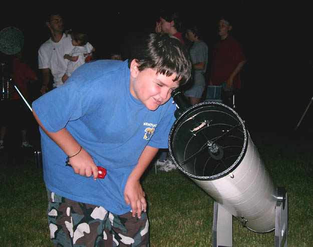 Scout with Telescope2