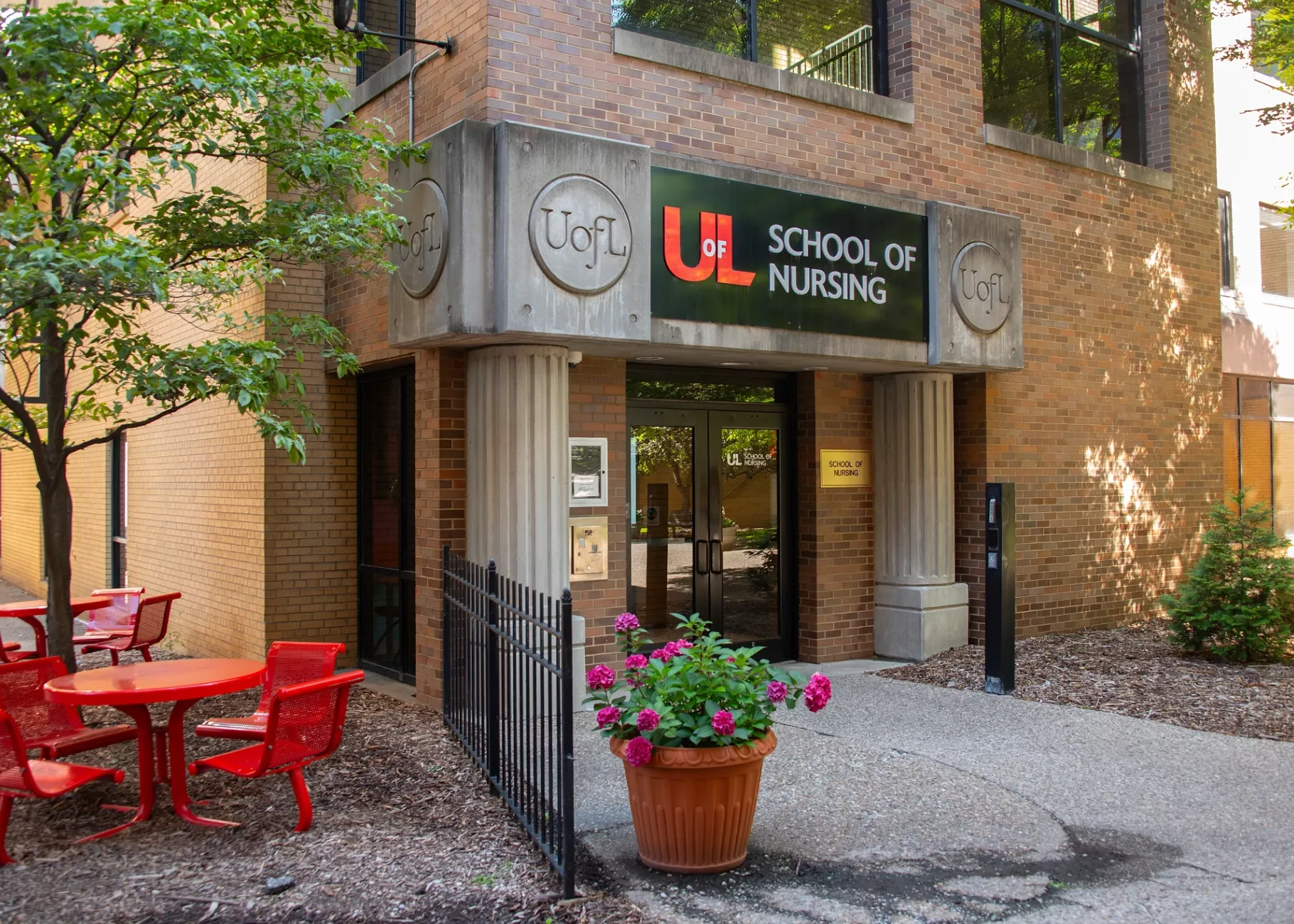Exterior of the School of Nursing building