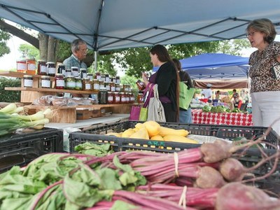 Belknap Farmers Market 2014