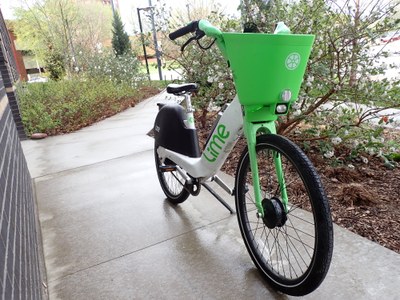 Lime e-bike at BVN