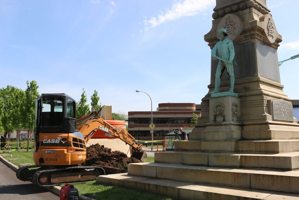 UofL Removes Confederate Monument